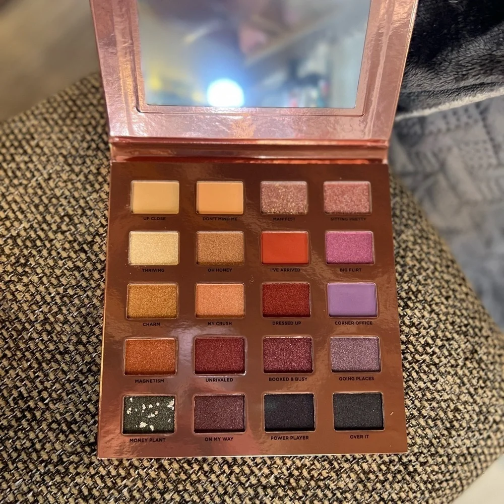 Palette by Iconic London​​​​